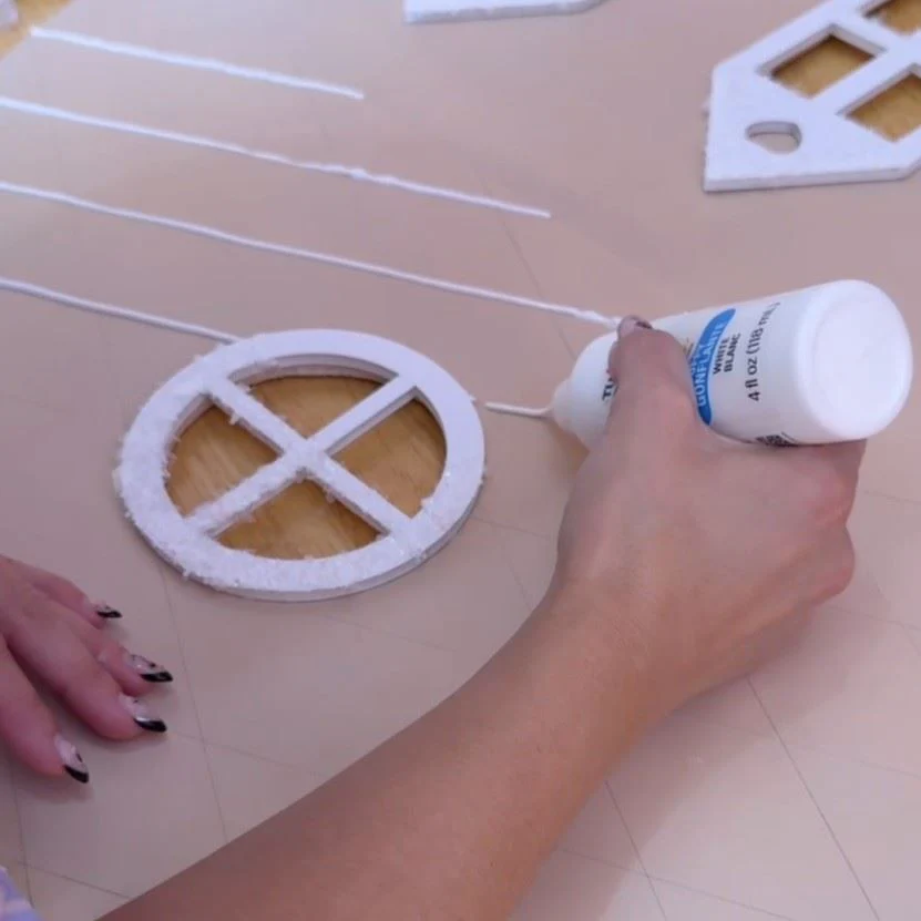 Tulip Puff Paint Puffy White, Multi-Surface Craft Paint, 4 fl. oz. 3 Pack - Image 5